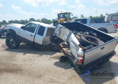2000 Mazda B4000 Se/Tl z USA, uszkodzony, nr VIN 4F4ZR17X0YTM15875